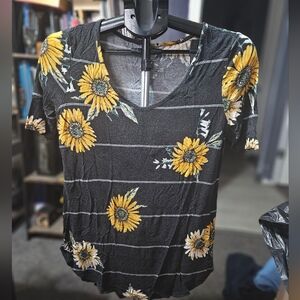 Maurices Sz S Sunflower Print Black and Yellow Women's Tee With Stripes 4-1002